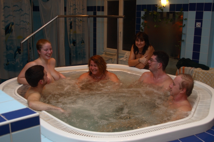 jakuzzi2.jpg